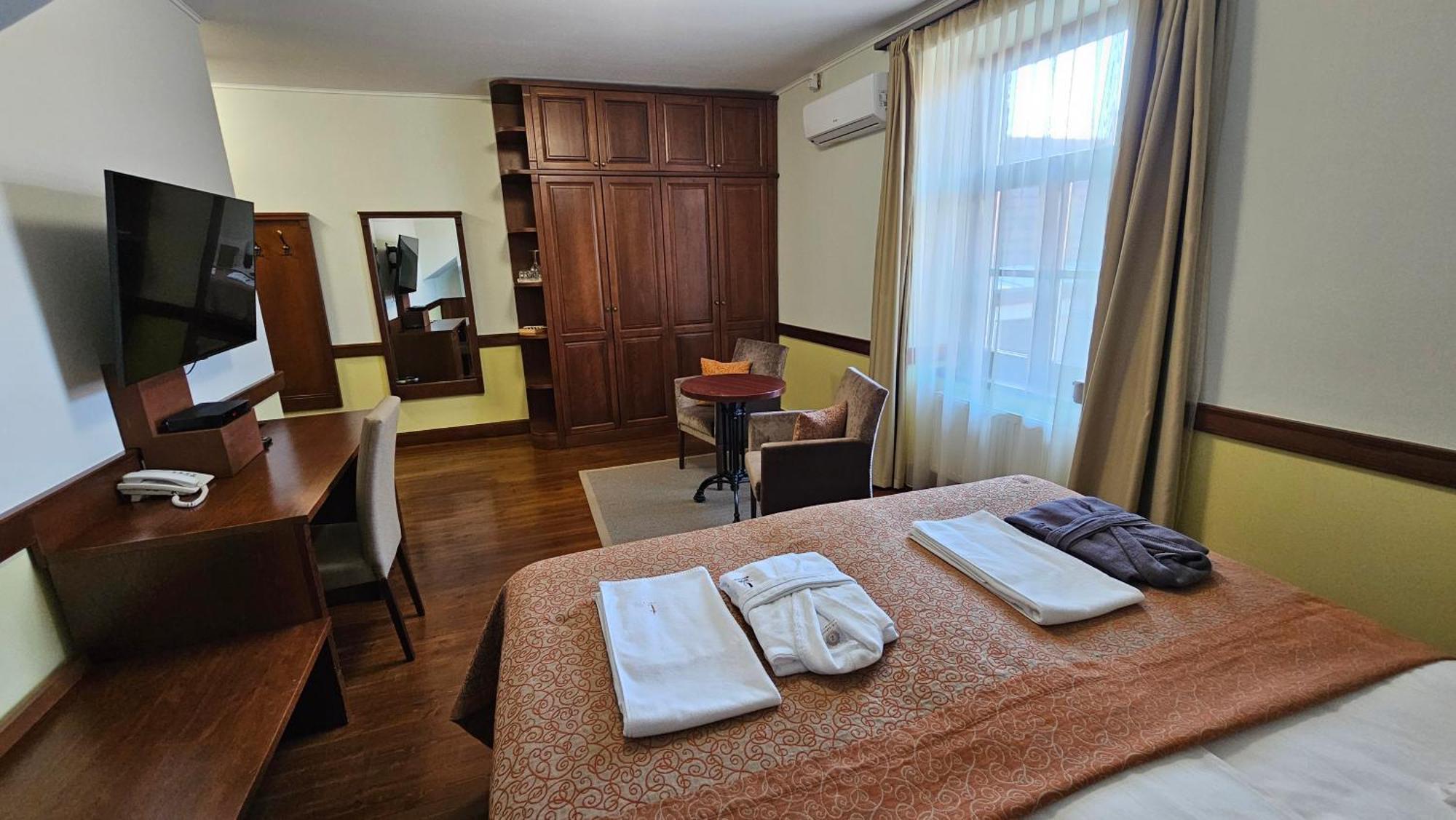 Trifecta Udvarhaz Tallya Bagian luar foto